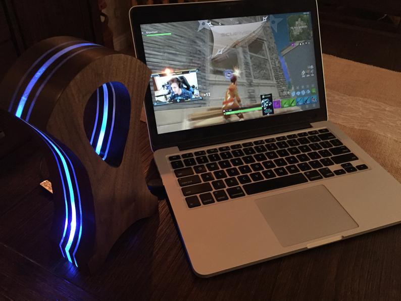 LED Headphone Stand - RGB lights